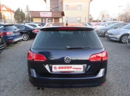 Volkswagen - Golf