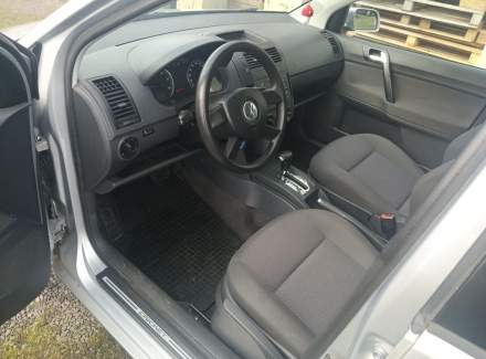 Volkswagen - Polo