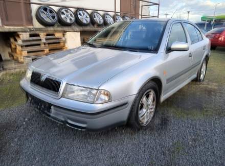 Škoda - Octavia