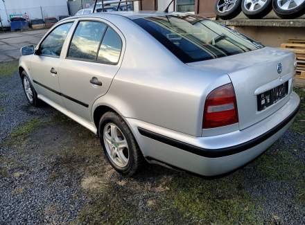 Škoda - Octavia
