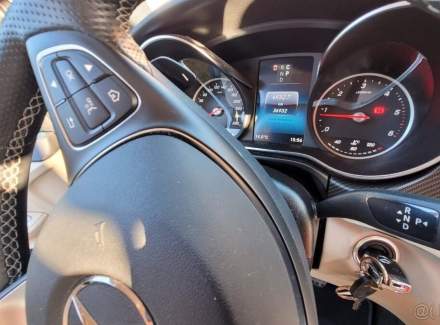 Mercedes-Benz - V-class