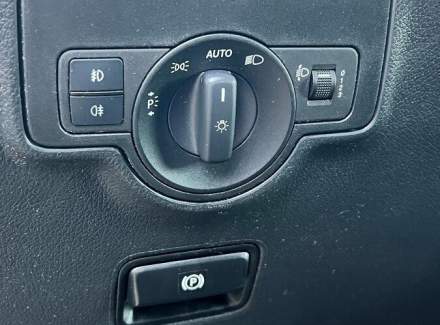 Mercedes-Benz - Vito