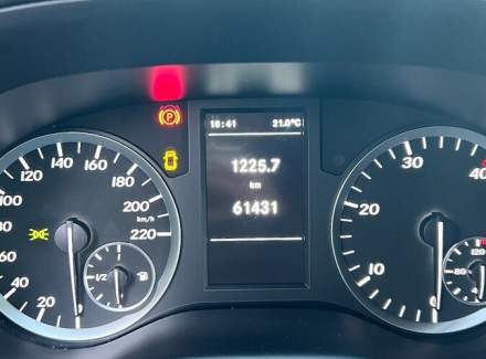 Mercedes-Benz - Vito