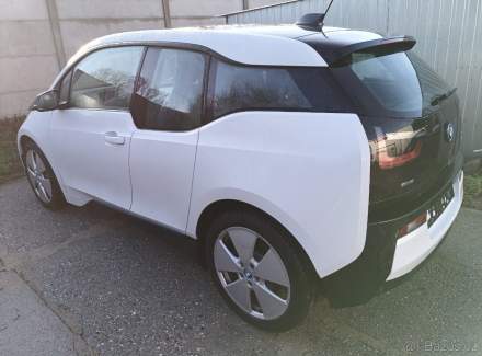BMW - i3