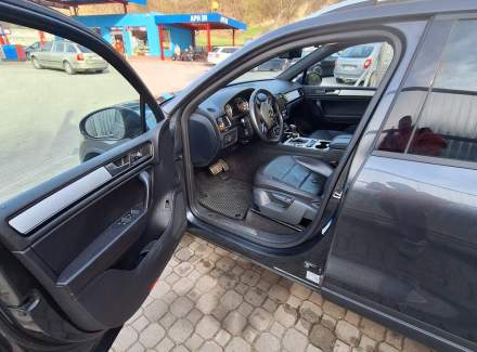 Volkswagen - Touareg