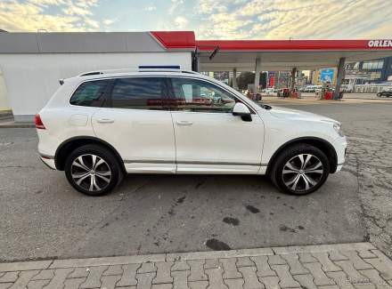 Volkswagen - Touareg