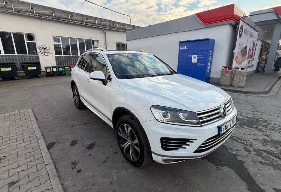 Volkswagen - Touareg
