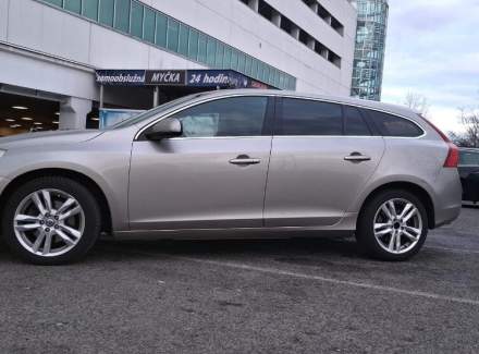 Volvo - V60