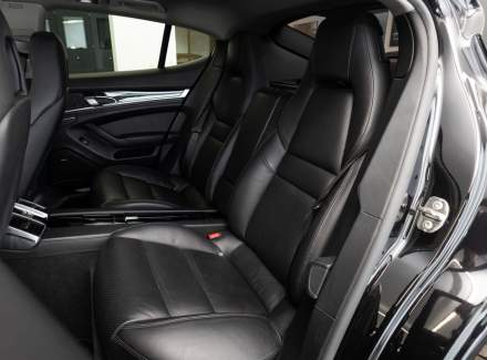 Porsche - Panamera