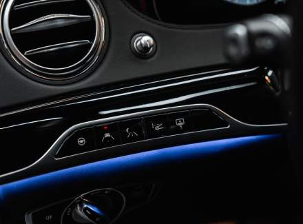 Mercedes-Benz - S-class