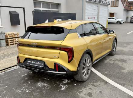 Kia - K4