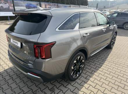 Kia - Sorento