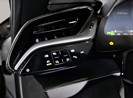 Ferrari - SF90 Stradale