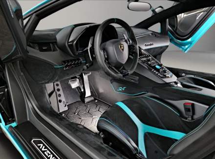 Lamborghini - Aventador