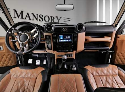 Land Rover - Defender