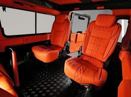 Land Rover - Defender