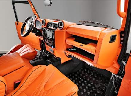 Land Rover - Defender