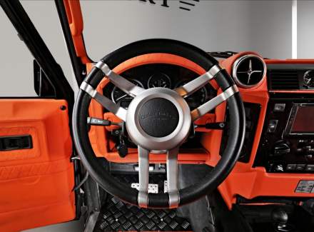 Land Rover - Defender