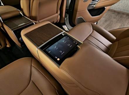 Land Rover - Range Rover