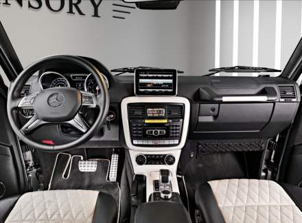 Mercedes-Benz - G-class