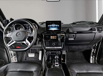 Mercedes-Benz - G-class