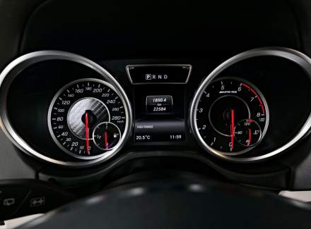 Mercedes-Benz - G-class