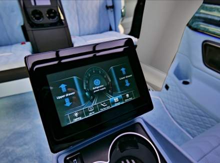 Mercedes-Benz - V-class