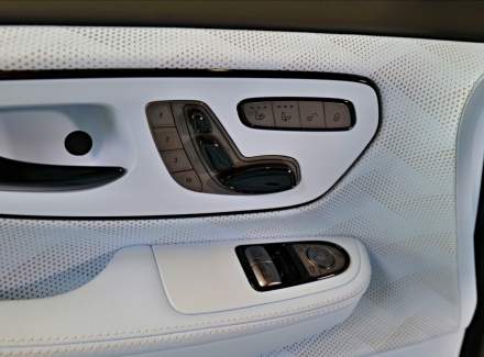 Mercedes-Benz - V-class