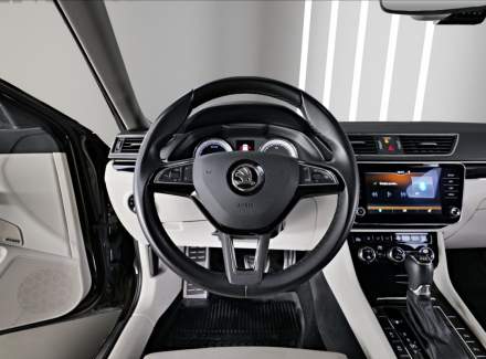 Škoda - Superb