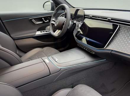 Mercedes-Benz - E-class