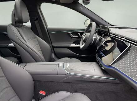 Mercedes-Benz - E-class