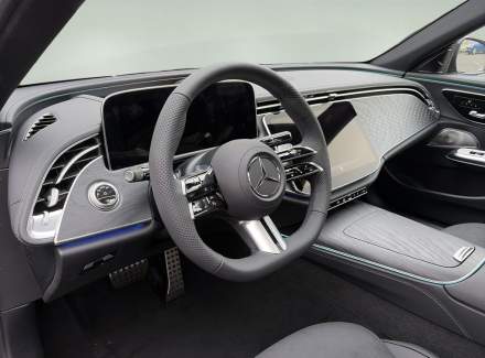 Mercedes-Benz - E-class