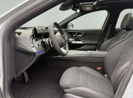 Mercedes-Benz - E-class