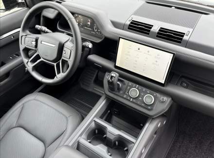 Land Rover - Defender