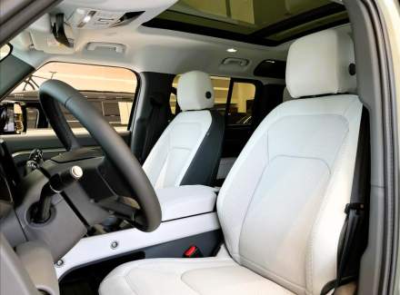 Land Rover - Defender