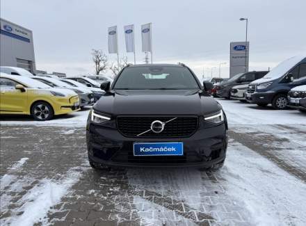 Volvo - XC40