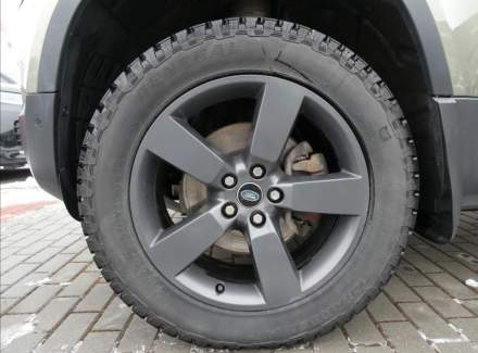 Land Rover - Defender