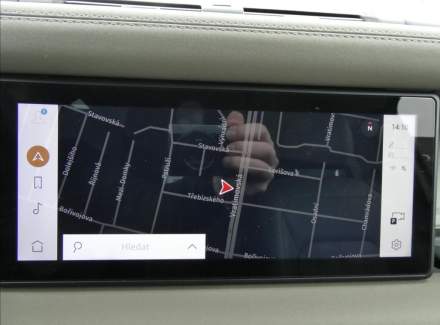 Land Rover - Defender