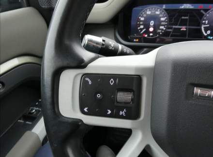 Land Rover - Defender