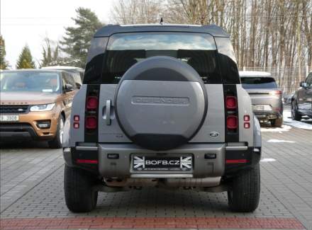 Land Rover - Defender