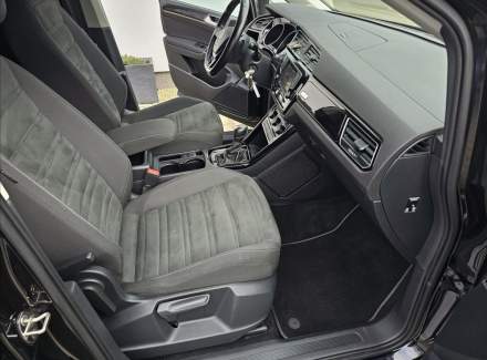 Volkswagen - Touran