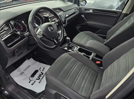 Volkswagen - Touran
