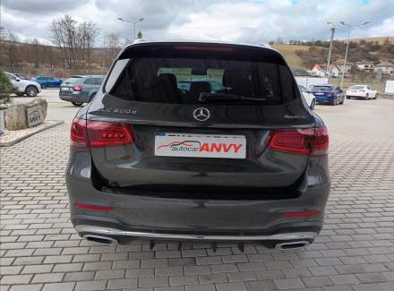 Mercedes-Benz - GLC