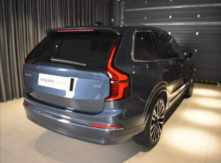 Volvo - XC90