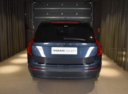 Volvo - XC90
