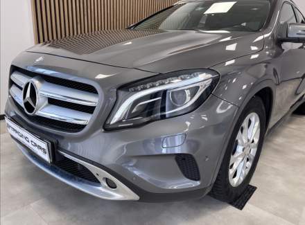Mercedes-Benz - GLA