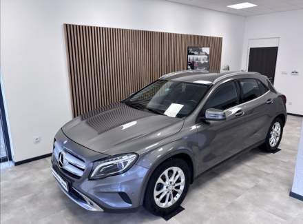 Mercedes-Benz - GLA