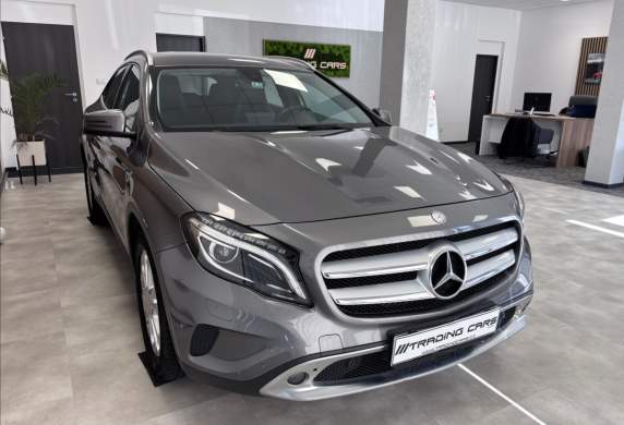 Mercedes-Benz - GLA