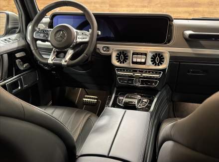 Mercedes-Benz - G-class