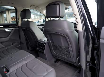 Volkswagen - Touareg